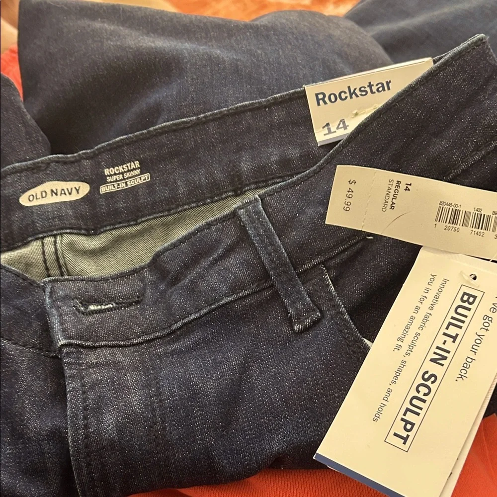 Old Navy Rockstar Built-In Sculpt Dark Blue Women's Jeans - Size 14 run Small!!! - Picture 1 of 6